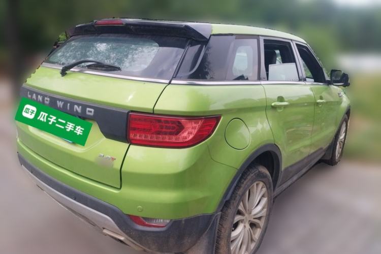 Used Land X7 2015 2.0T Panoramic Prestige Edition Rear Right 45 Deg