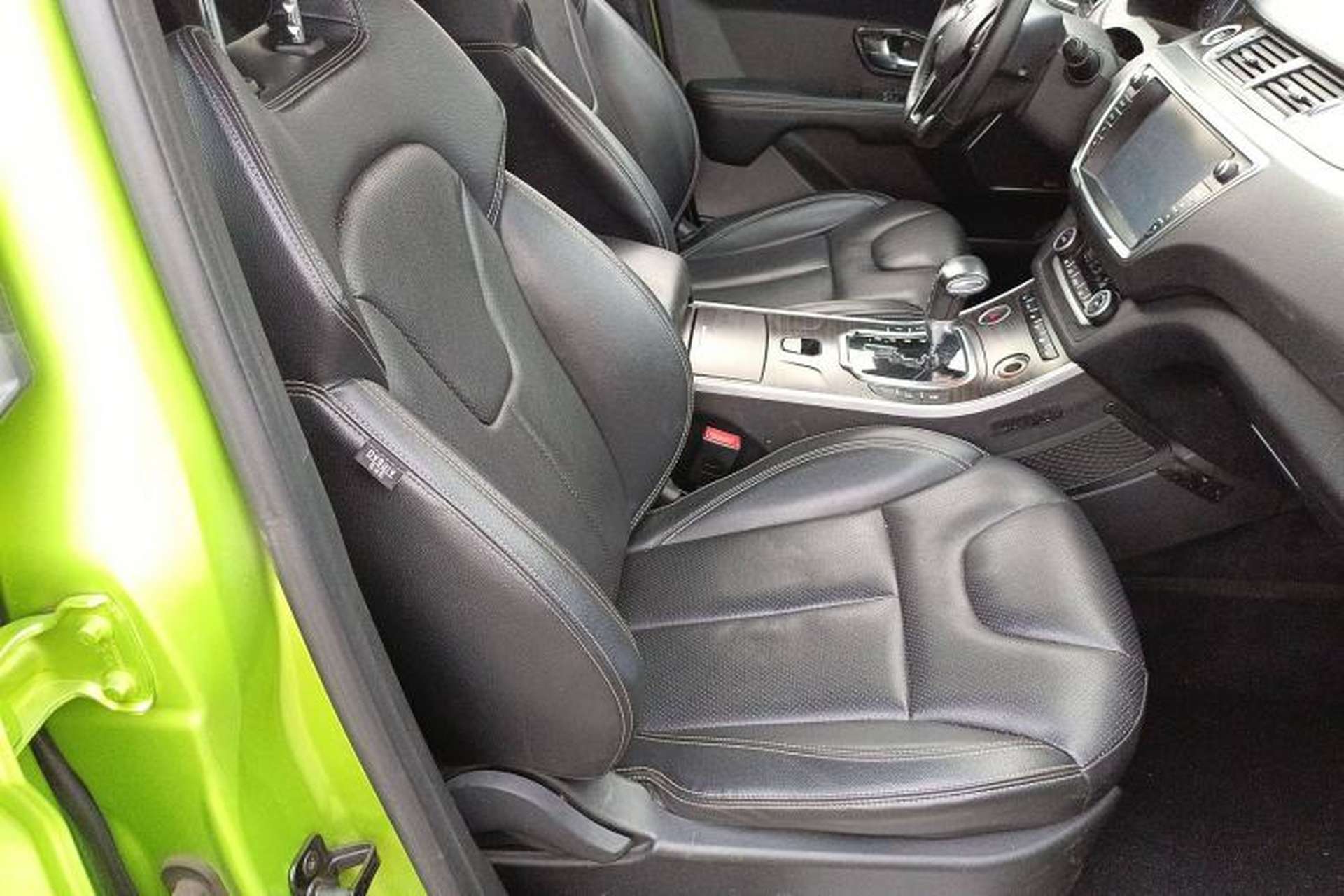 Used Land X7 2015 2.0T Panoramic Prestige Edition Right Front Seat