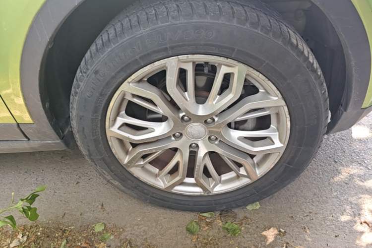Used Land X7 2015 2.0T Panoramic Luxury Edition Right Front Wheel Hub