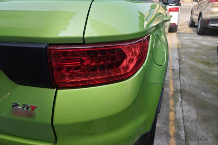 Used Land X7 2015 2.0T Panoramic Flagship Edition Right Rear Taillight