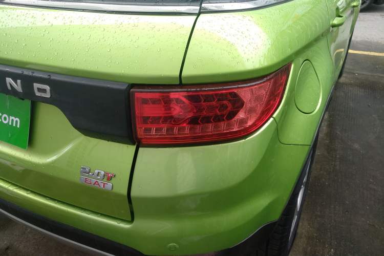 Used Land X7 2015 2.0T Panoramic Prestige Edition Right Rear Taillight