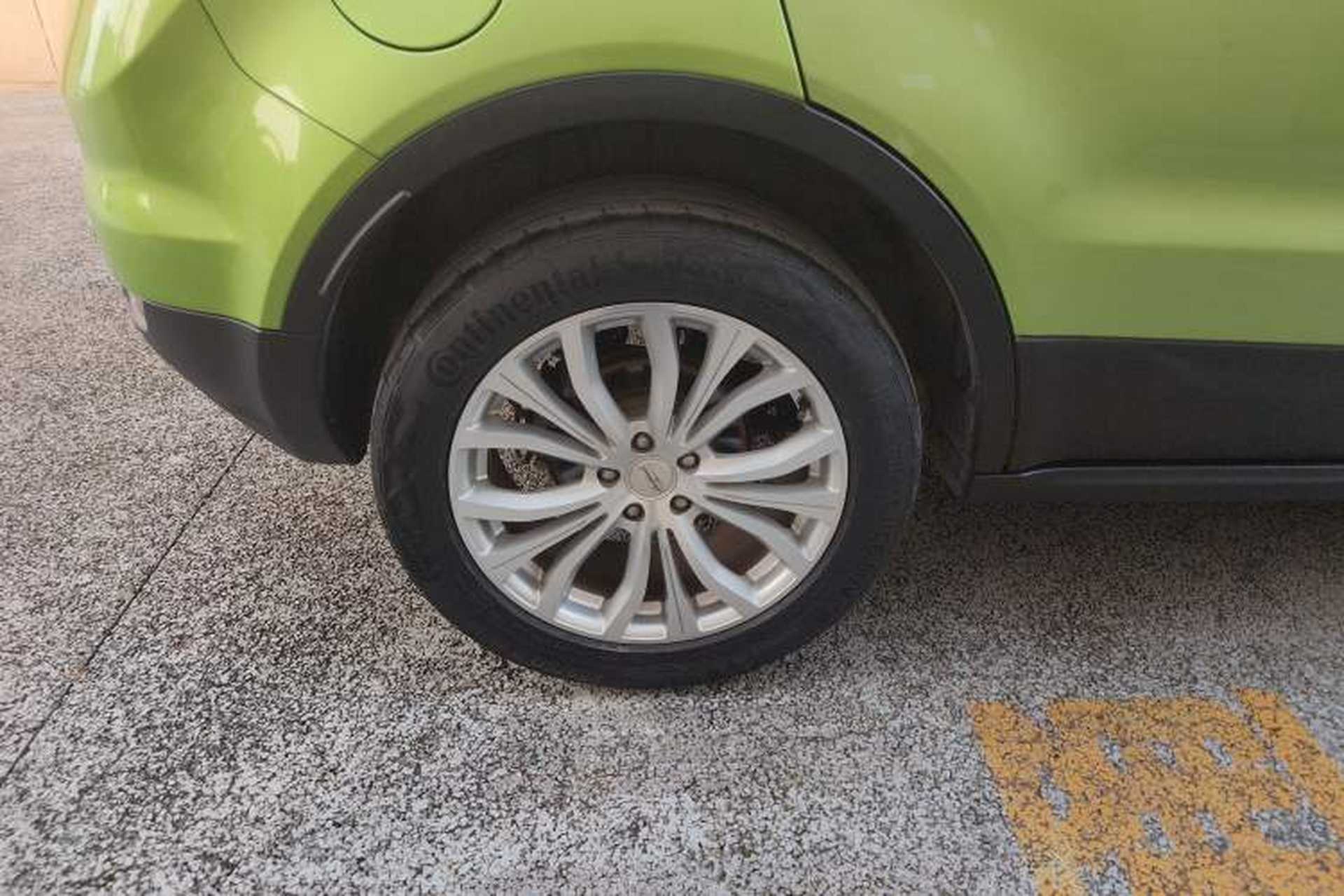 Used Land X7 2015 2.0T Panoramic Prestige Edition Right Rear Wheel Hub