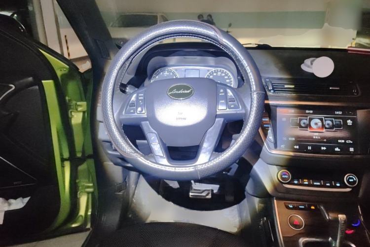 Used Land X7 2015 2.0T Panoramic Flagship Edition Steering Wheel