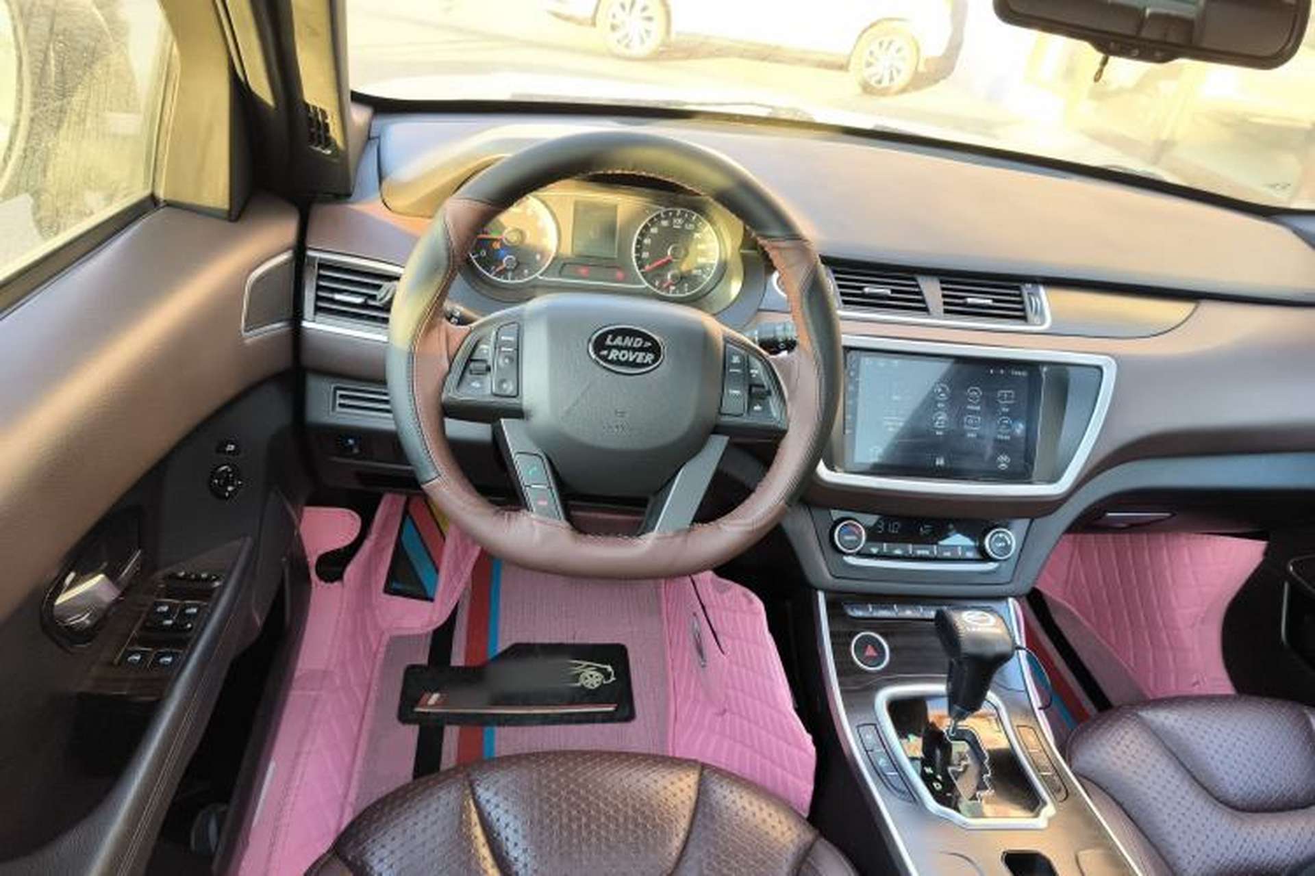 Used Land X7 2015 2.0T Panoramic Prestige Edition Steering Wheel