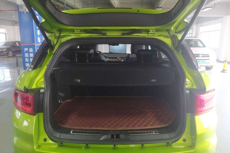 Used Land X7 2015 2.0T Panoramic Flagship Edition Trunk