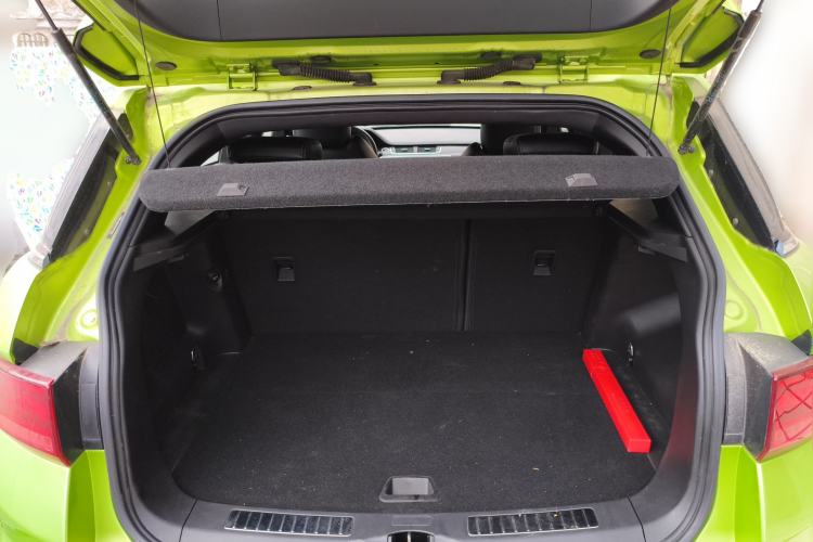 Used Land X7 2015 2.0T Panoramic Prestige Edition Trunk