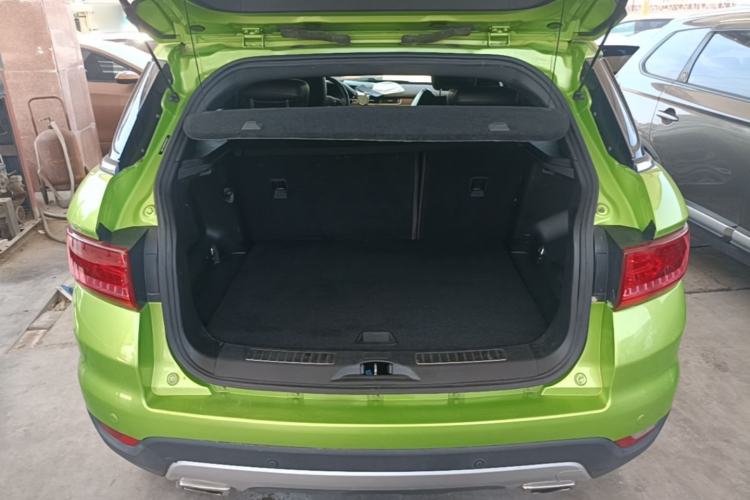 Used Land X7 2015 2.0T Panoramic Prestige Edition Trunk