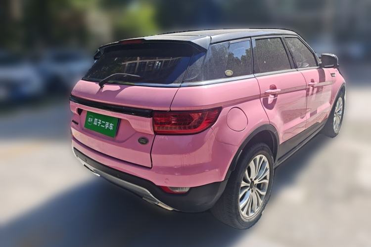 Used Land X7 2015 2.0T Panoramic Prestige Edition Rear Right 45 Deg