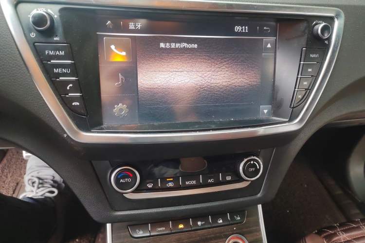 Used Land X7 2015 2.0T Panoramic Prestige Edition Audio And AC Panel