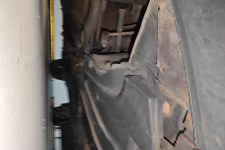 Used Land X7 2015 2.0T Panoramic Prestige Edition Chassis Front Right