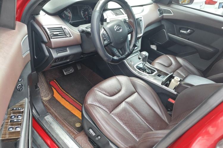 Used Land X7 2015 2.0T Panoramic Prestige Edition Driver Seat