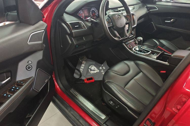 Used Land X7 2015 2.0T Panoramic Prestige Edition Driver Seat