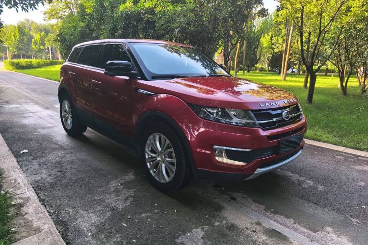 Used Land X7 2015 2.0T Panoramic Prestige Edition Exterior 2