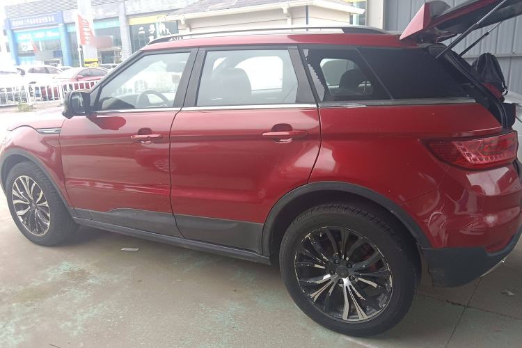 Used Land X7 2015 2.0T Panoramic Flagship Edition Exterior 3