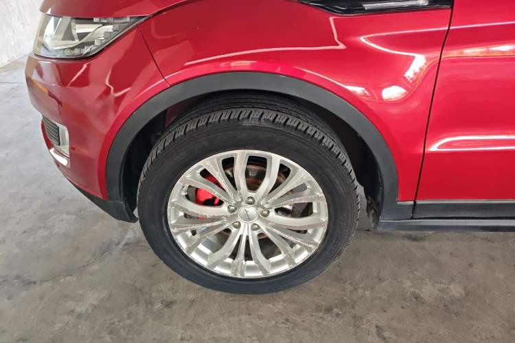 Used Land X7 2015 2.0T Panoramic Prestige Edition Exterior 4
