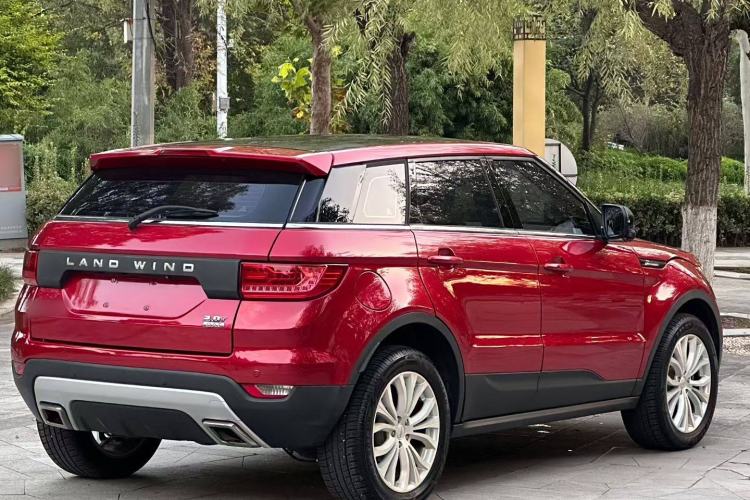 Used Land X7 2015 2.0T Panoramic Prestige Edition Exterior 8