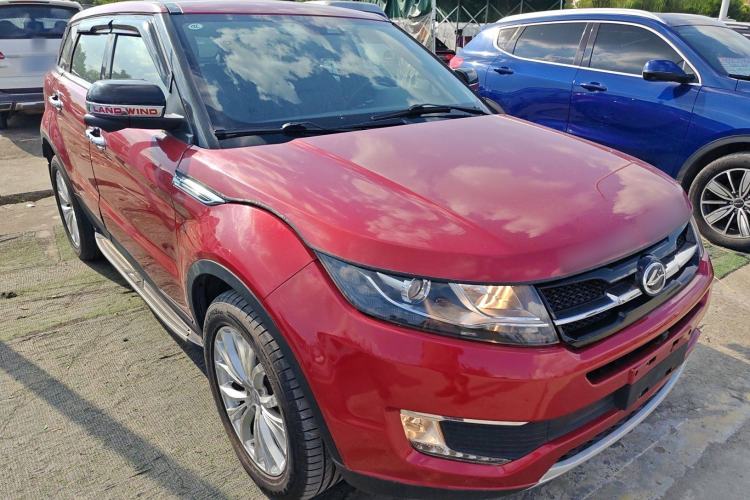 Used Land X7 2015 2.0T Panoramic Luxury Edition Front Right 45 Deg