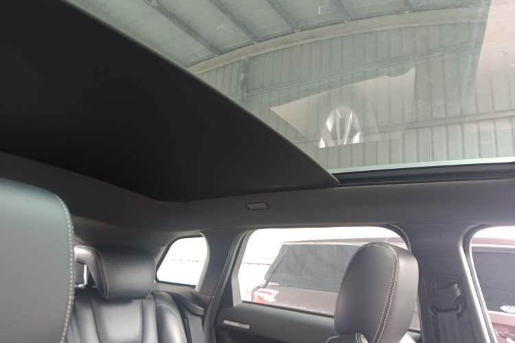 Used Land X7 2015 2.0T Panoramic Flagship Edition Headliner