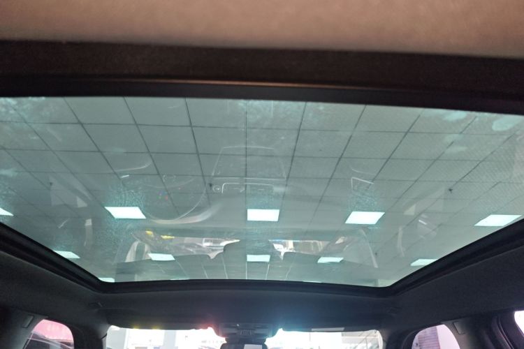 Used Land X7 2015 2.0T Panoramic Prestige Edition Headliner