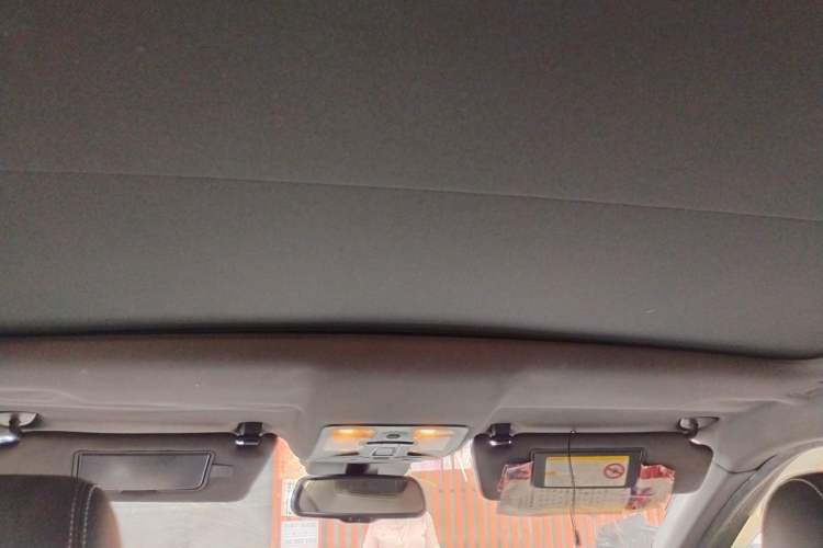 Used Land X7 2015 2.0T Panoramic Flagship Edition Headliner