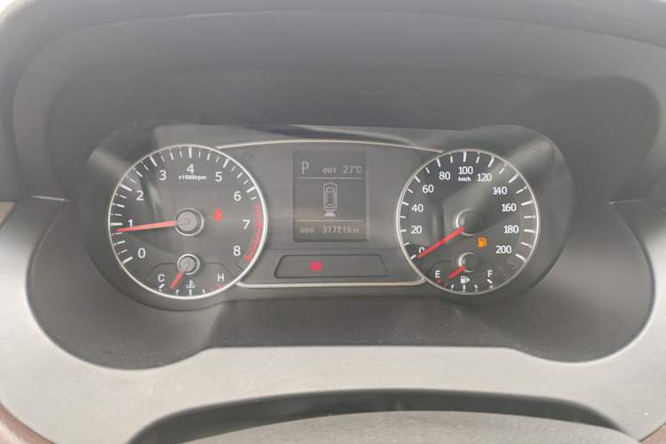Used Land X7 2015 2.0T Panoramic Prestige Edition Instrument Cluster