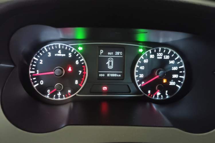 Used Land X7 2015 2.0T Panoramic Prestige Edition Instrument Cluster