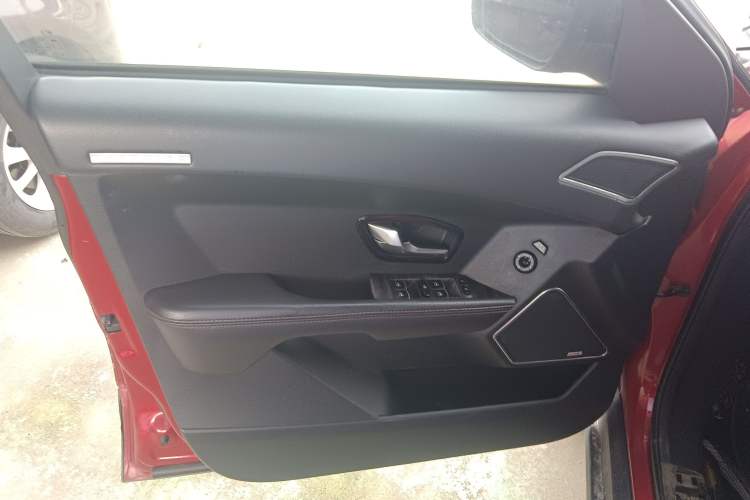 Used Land X7 2015 2.0T Panoramic Flagship Edition Interior 7