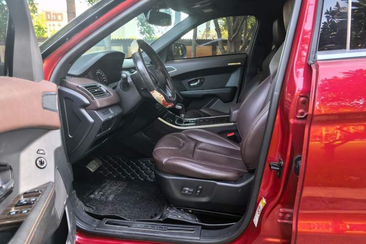 Used Land X7 2015 2.0T Panoramic Prestige Edition Left Front Seat