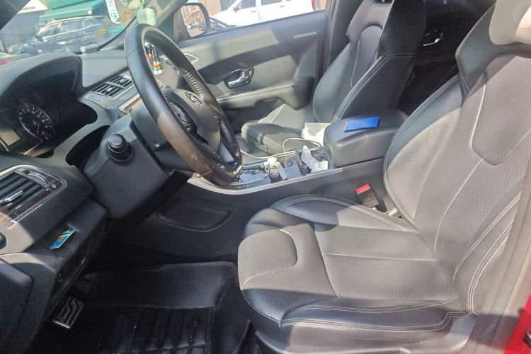 Used Land X7 2015 2.0T Panoramic Prestige Edition Left Front Seat