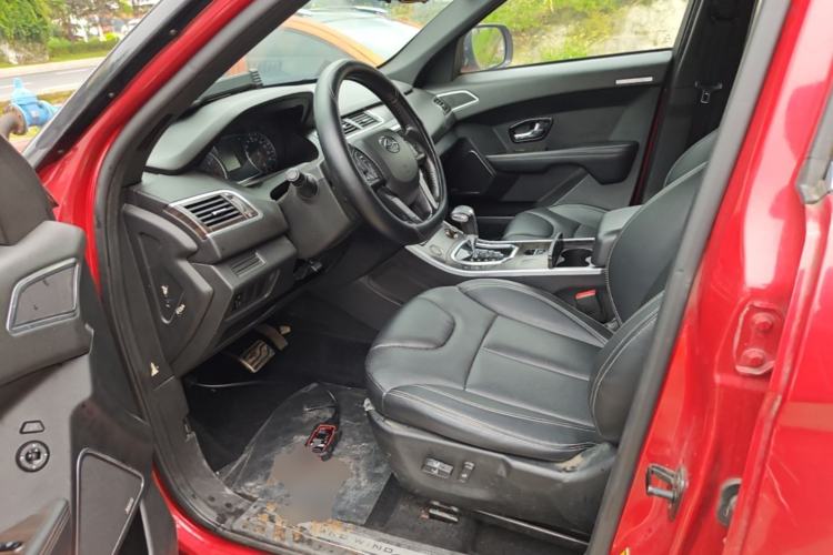 Used Land X7 2015 2.0T Panoramic Prestige Edition Left Front Seat