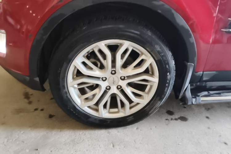 Used Land X7 2015 2.0T Panoramic Prestige Edition Left Front Wheel Hub