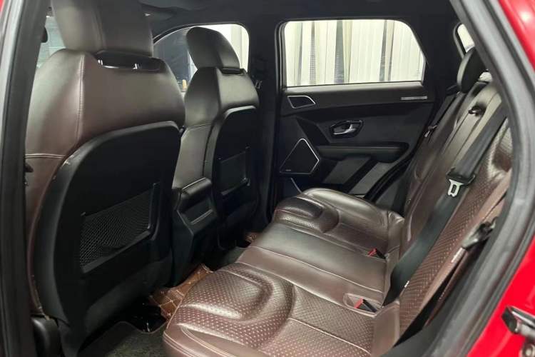 Used Land X7 2015 2.0T Panoramic Prestige Edition Left Rear Seat