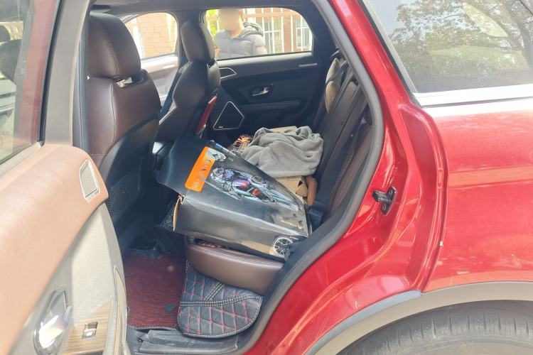 Used Land X7 2015 2.0T Panoramic Prestige Edition Left Rear Seat