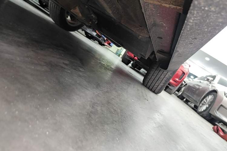 Used Land X7 2015 2.0T Panoramic Flagship Edition Left Side Sill