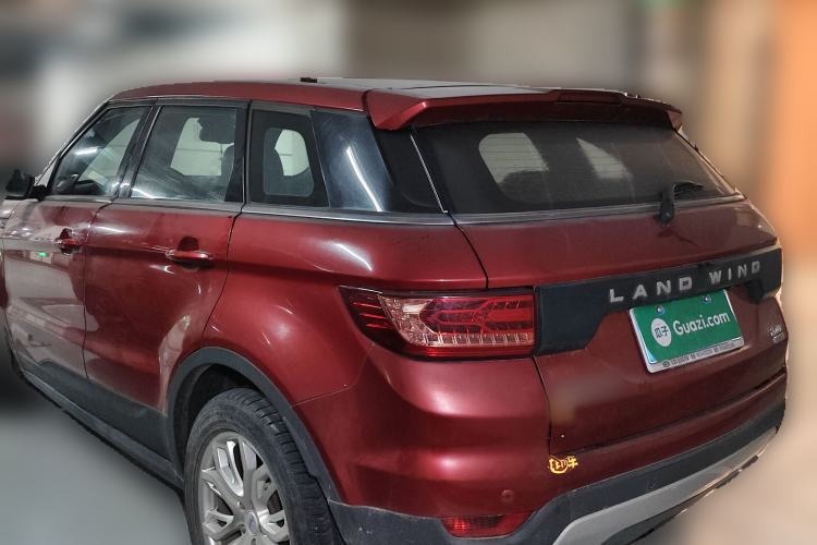Used Land X7 2015 2.0T Panoramic Prestige Edition Rear Left 45 Deg