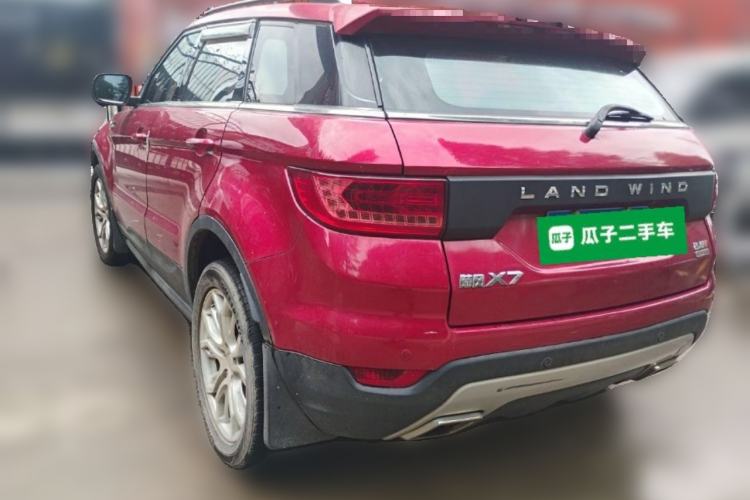 Used Land X7 2015 2.0T Panoramic Flagship Edition Rear Left 45 Deg