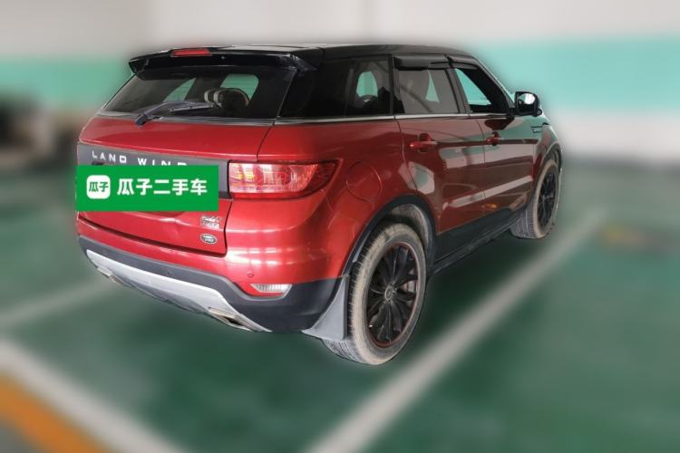 Used Land X7 2015 2.0T Panoramic Prestige Edition Rear Right 45 Deg
