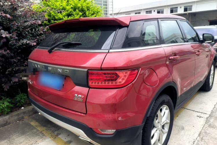 Used Land X7 2015 2.0T Panoramic Luxury Edition Rear Right 45 Deg