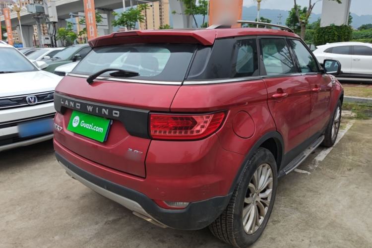 Used Land X7 2015 2.0T Panoramic Prestige Edition Rear Right 45 Deg