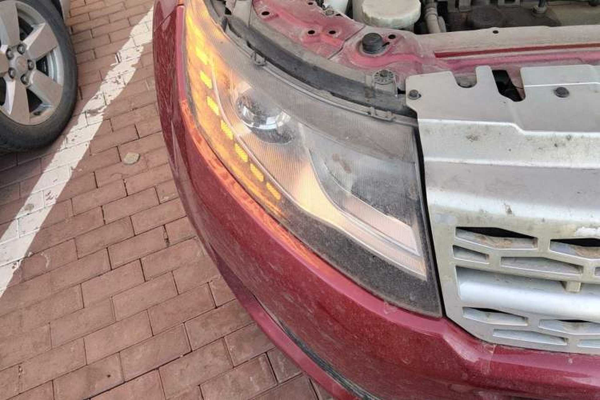 Used Land X7 2015 2.0T Panoramic Prestige Edition Right Front Headlight