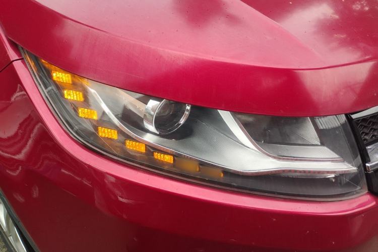 Used Land X7 2015 2.0T Panoramic Flagship Edition Right Front Headlight