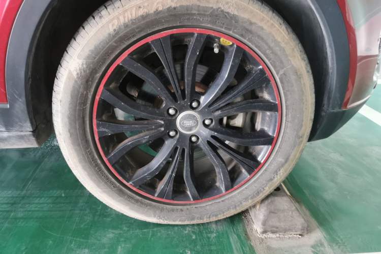 Used Land X7 2015 2.0T Panoramic Prestige Edition Right Front Wheel Hub