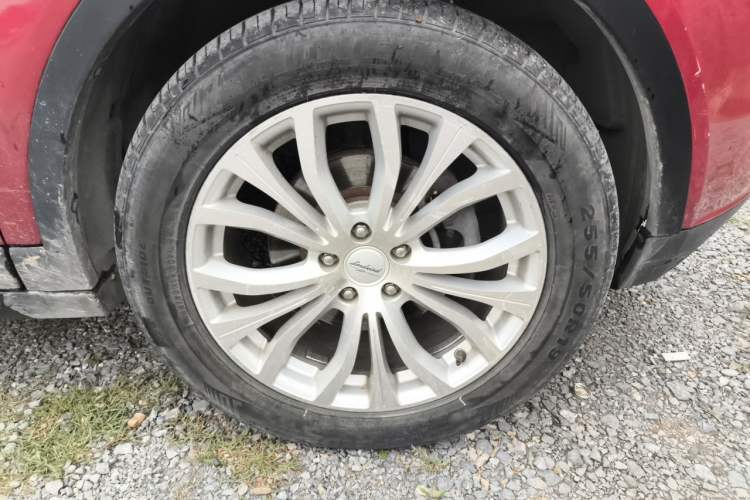 Used Land X7 2015 2.0T Panoramic Prestige Edition Right Front Wheel Hub