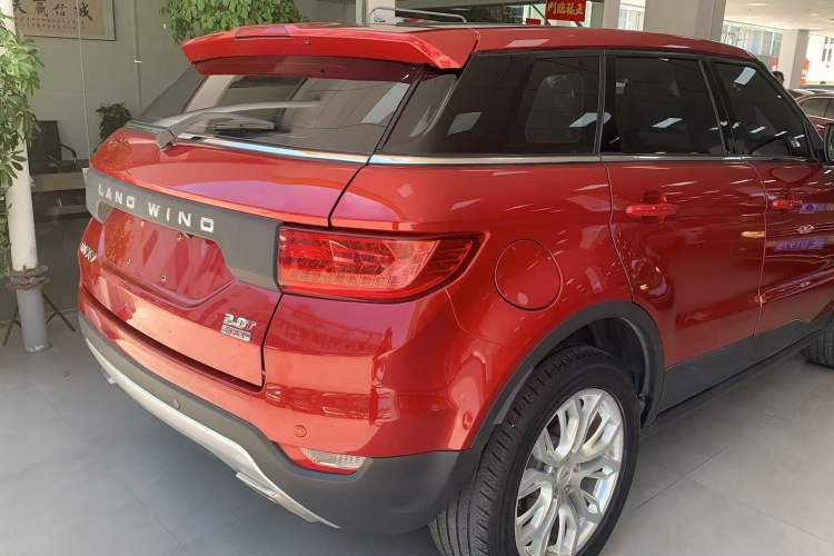 Used Land X7 2015 2.0T Panoramic Prestige Edition Right Rear Taillight