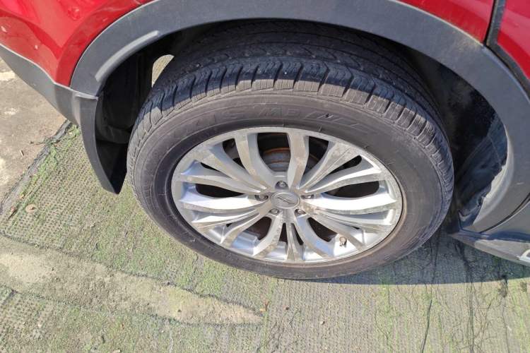 Used Land X7 2015 2.0T Panoramic Luxury Edition Right Rear Wheel Hub