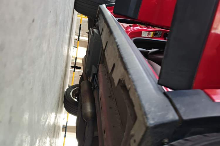 Used Land X7 2015 2.0T Panoramic Prestige Edition Right Side Sill