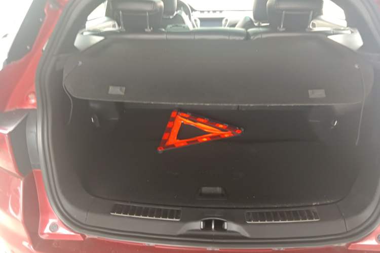 Used Land X7 2015 2.0T Panoramic Flagship Edition Trunk