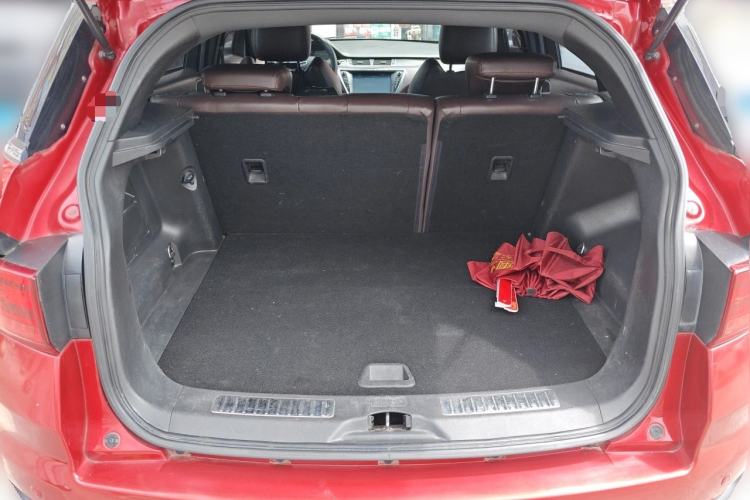 Used Land X7 2015 2.0T Panoramic Prestige Edition Trunk