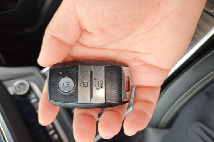 Used Land X7 2015 2.0T Panoramic Prestige Edition Vehicle Key