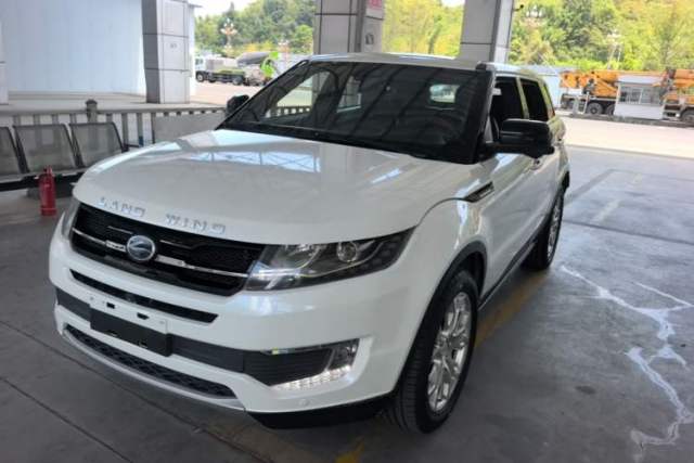 Used Land X7 2015 2.0T Panoramic Prestige Edition